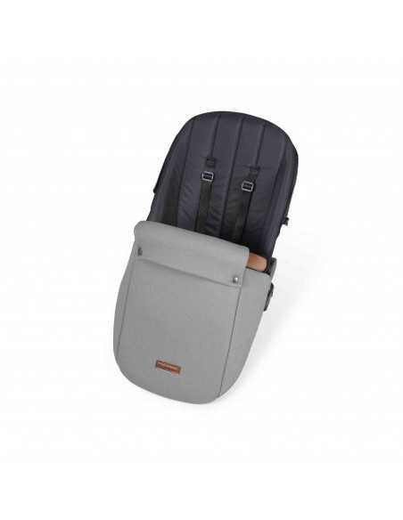 Ickle Bubba Stomp Luxe All-in-One Travel System With Isofix Base (Cirrus)-Black / Pearl Grey / Tan Ickle Bubba