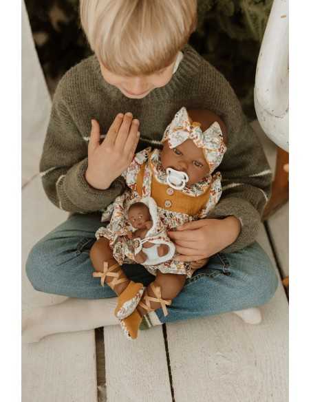 Arias Elegance Doll 45 cm Mies Mulatto Y Aran Mustard – 65370 Arias Toys