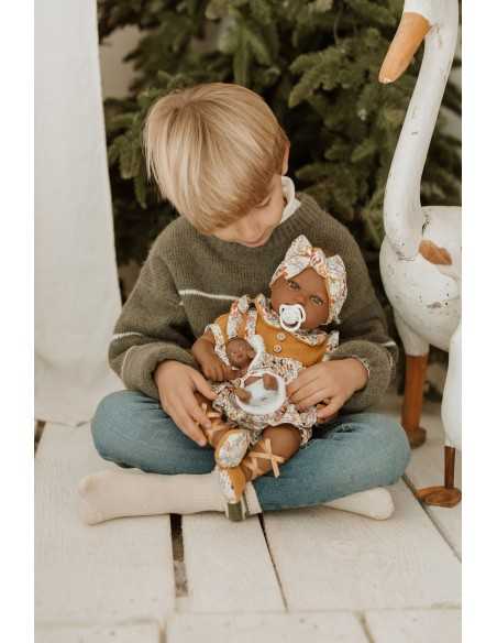 Arias Elegance Doll 45 cm Mies Mulatto Y Aran Mustard – 65370 Arias Toys