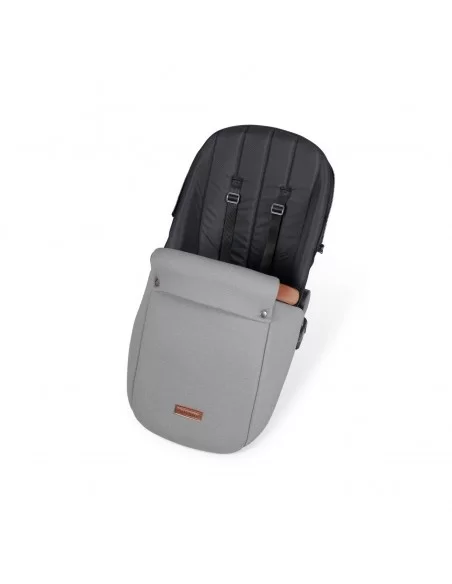 Ickle Bubba Stomp Luxe Black Frame All in One Premium i-size Travel System With Isofix Base-Pearl Grey/Tan Handle Ickle Bubba