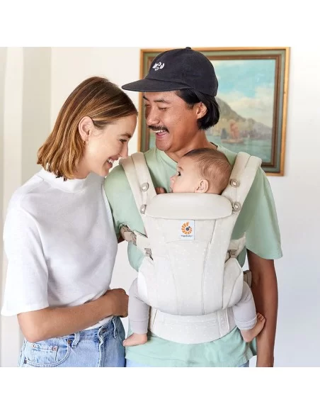 ErgoBaby Omni Dream Baby Carrier-Natural Dots ErgoBaby